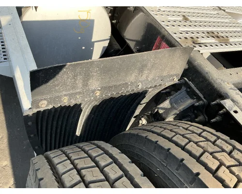 VOLVO VNL Inner Fender