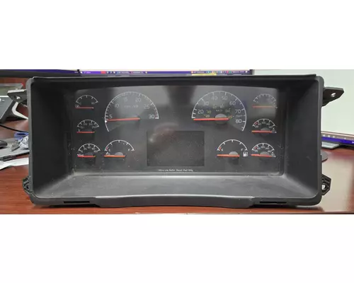 VOLVO VNL Instrument Cluster