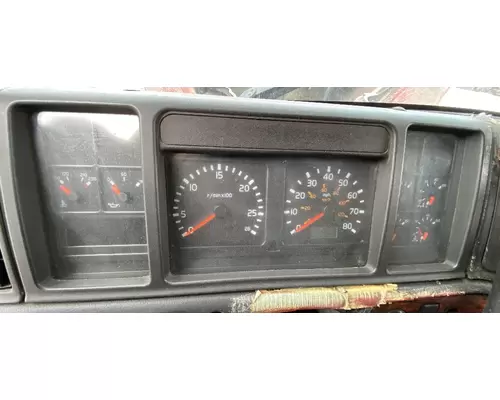 VOLVO VNL Instrument Cluster