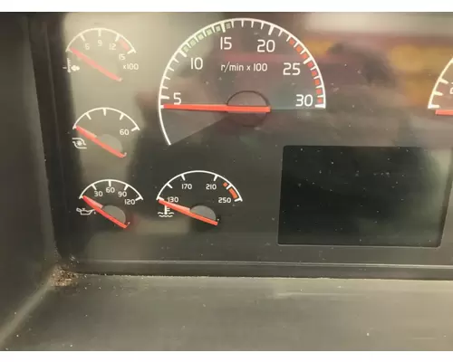 VOLVO VNL Instrument Cluster