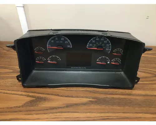 VOLVO VNL Instrument Cluster