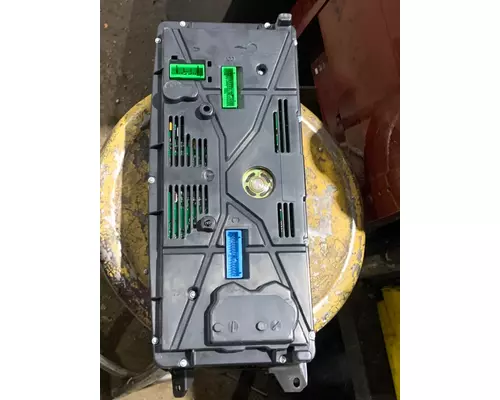 VOLVO VNL Instrument Cluster