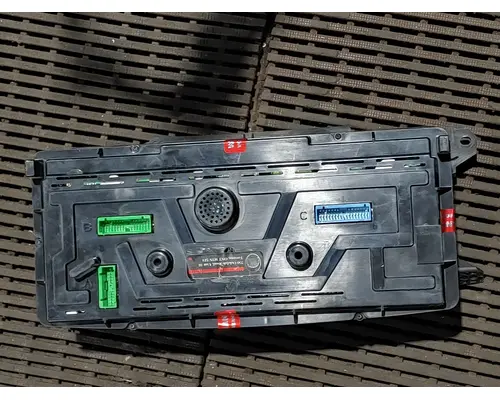 VOLVO VNL Instrument Cluster