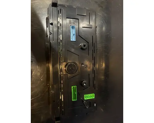 VOLVO VNL Instrument Cluster