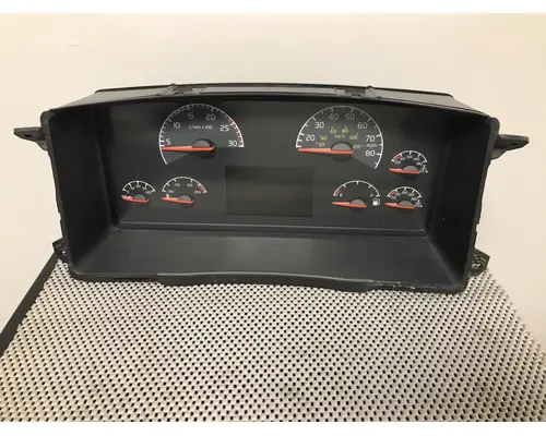 VOLVO VNL Instrument Cluster