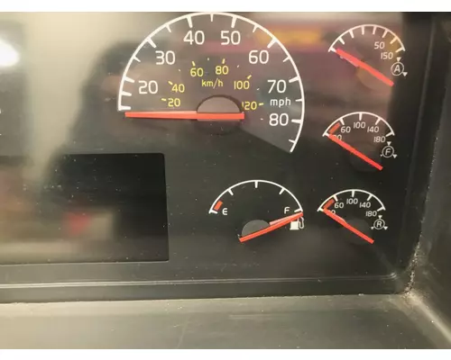VOLVO VNL Instrument Cluster