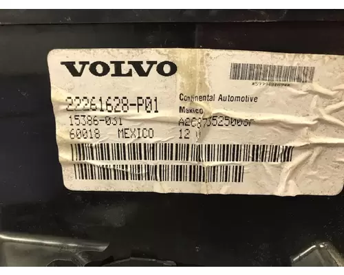 VOLVO VNL Instrument Cluster
