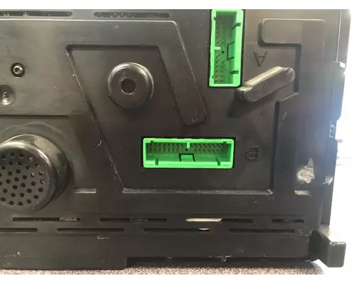 VOLVO VNL Instrument Cluster