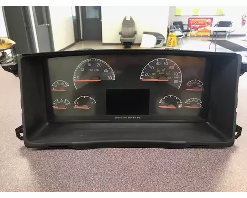 VOLVO VNL Instrument Cluster