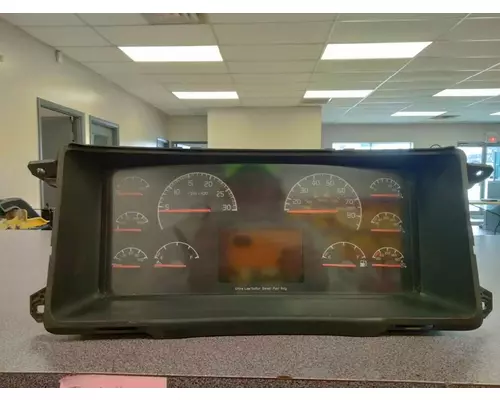 VOLVO VNL Instrument Cluster