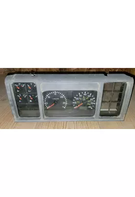 VOLVO VNL Instrument Cluster