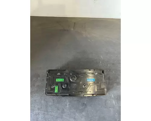 VOLVO VNL Instrument Cluster
