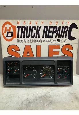 VOLVO VNL Instrument Cluster