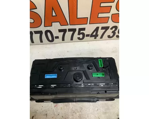 VOLVO VNL Instrument Cluster