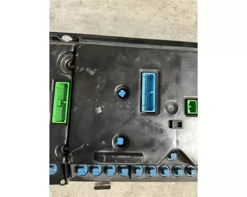 VOLVO VNL Instrument Cluster