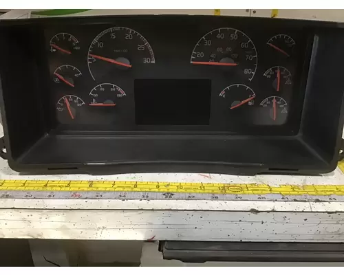 VOLVO VNL Instrument Cluster