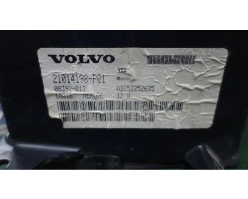 VOLVO VNL Instrument Cluster