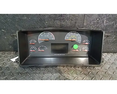 VOLVO VNL Instrument Cluster