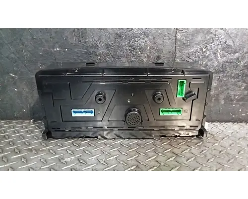 VOLVO VNL Instrument Cluster