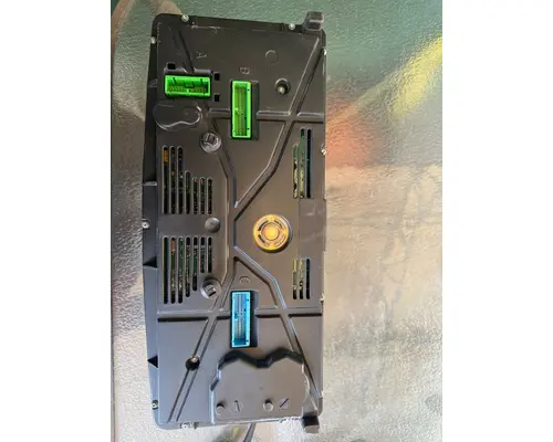 VOLVO VNL Instrument Cluster