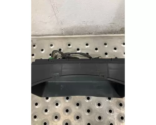 VOLVO VNL Instrument Cluster