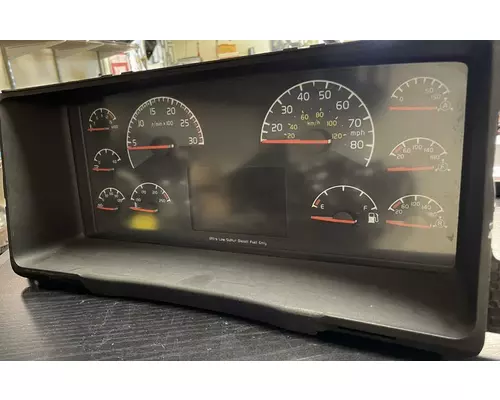 VOLVO VNL Instrument Cluster