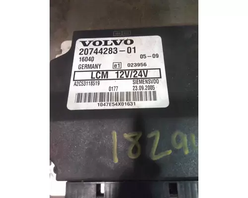 VOLVO VNL LIGHT CONTROL MODULE