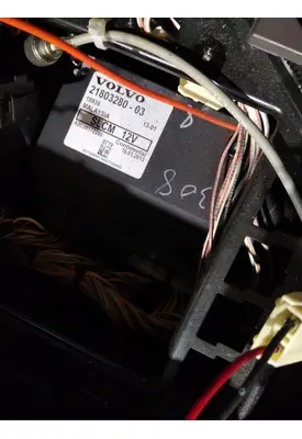 VOLVO VNL LIGHT CONTROL MODULE