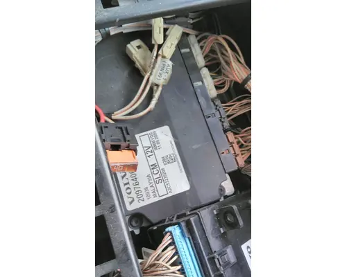 VOLVO VNL LIGHT CONTROL MODULE