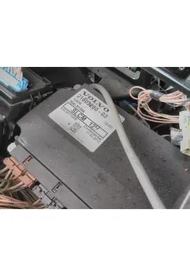 VOLVO VNL LIGHT CONTROL MODULE