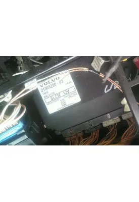 VOLVO VNL LIGHT CONTROL MODULE