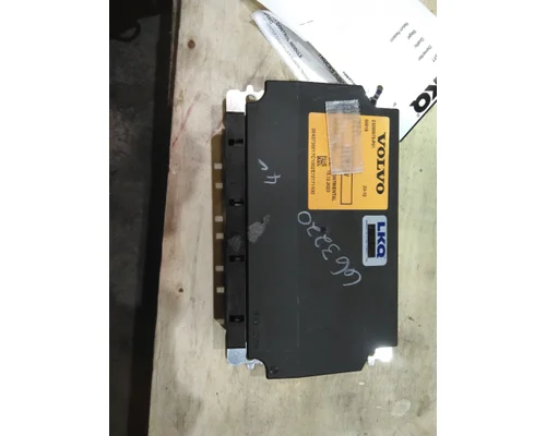 VOLVO VNL LIGHT CONTROL MODULE