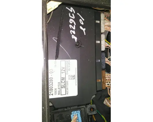 VOLVO VNL LIGHT CONTROL MODULE