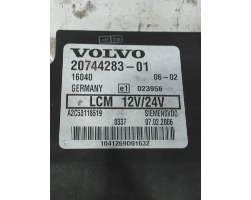VOLVO VNL LIGHT CONTROL MODULE