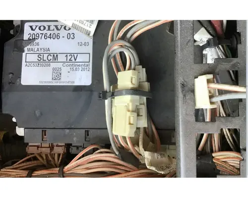 VOLVO VNL LIGHT CONTROL MODULE