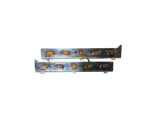 VOLVO VNL LIGHTING