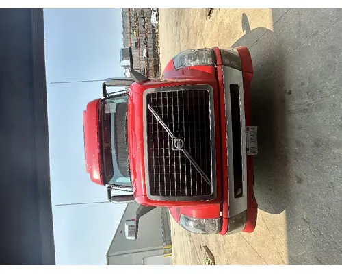 VOLVO VNL Latches and Locks