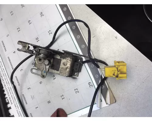 VOLVO VNL Latches and Locks