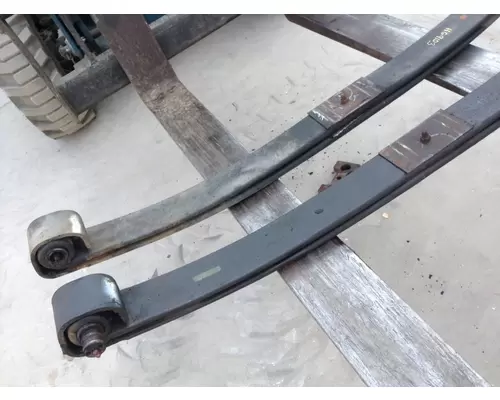 VOLVO VNL Leaf Spring, Front