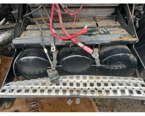 VOLVO VNL Leaf Spring, Front