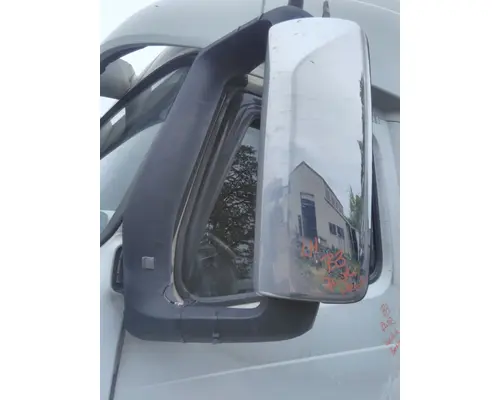 VOLVO VNL MIRROR ASSEMBLY CABDOOR