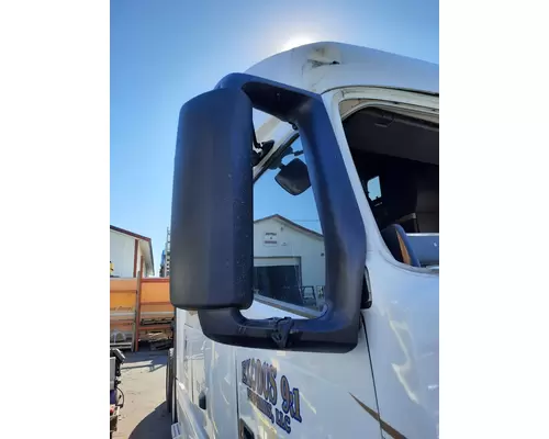 VOLVO VNL MIRROR ASSEMBLY CABDOOR