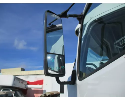 VOLVO VNL MIRROR ASSEMBLY CABDOOR