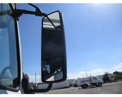 VOLVO VNL MIRROR ASSEMBLY CABDOOR
