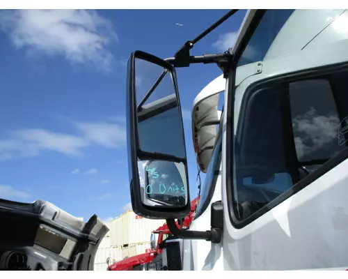 VOLVO VNL MIRROR ASSEMBLY CABDOOR