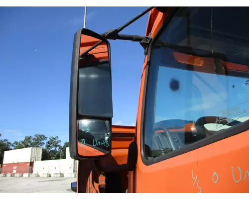 VOLVO VNL MIRROR ASSEMBLY CABDOOR
