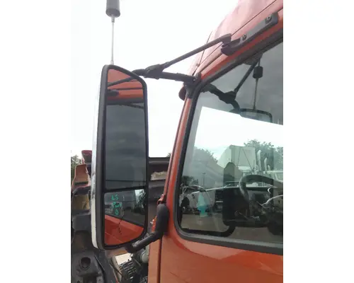 VOLVO VNL MIRROR ASSEMBLY CABDOOR