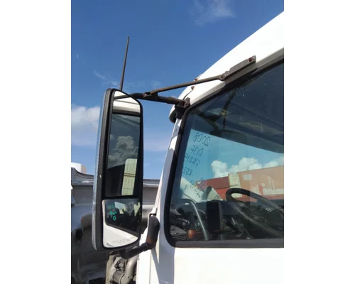 VOLVO VNL MIRROR ASSEMBLY CABDOOR