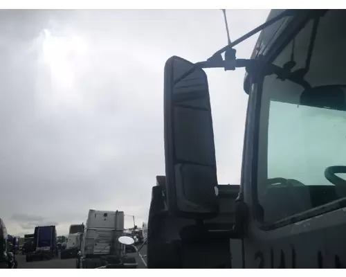 VOLVO VNL MIRROR ASSEMBLY CABDOOR