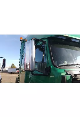 VOLVO VNL MIRROR ASSEMBLY CAB/DOOR